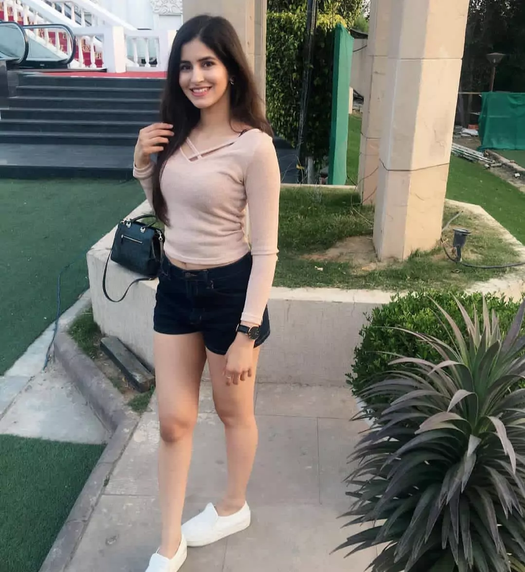 Xena - escort Hyderabad profile