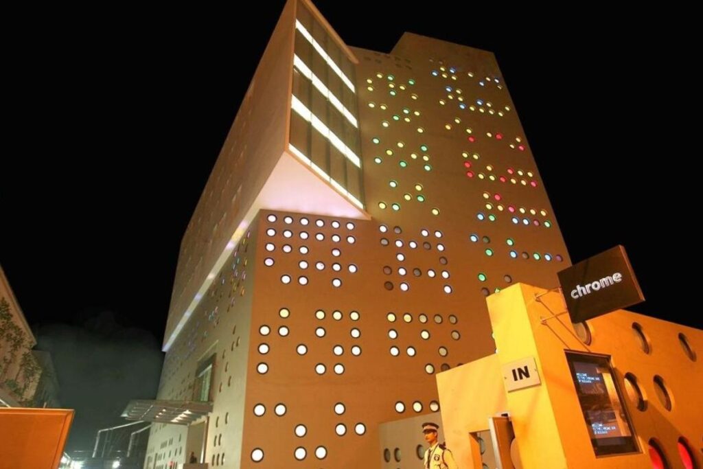 24/7  escort service in Andaz Hotel